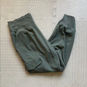 Athleta Venice High Rise Cargo Jogger in Moss